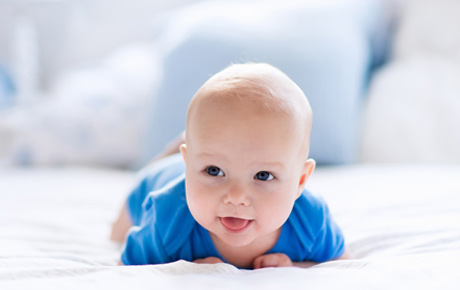 Habilidades de tu bebé a los cuatro meses